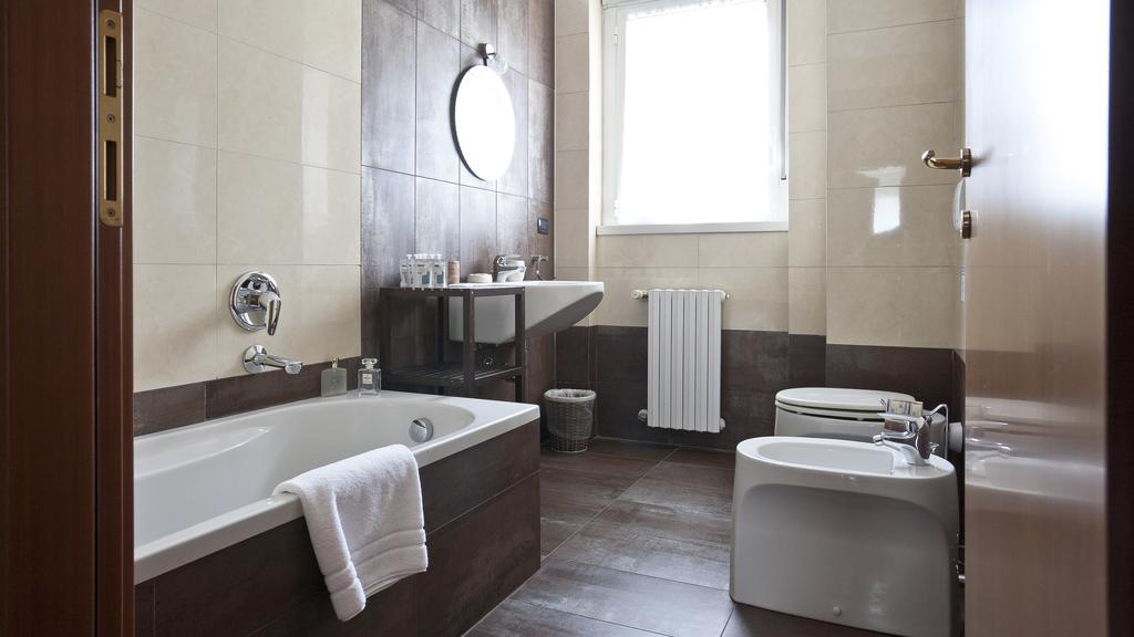 Italianway-Zanella Apartment Milano Ngoại thất bức ảnh